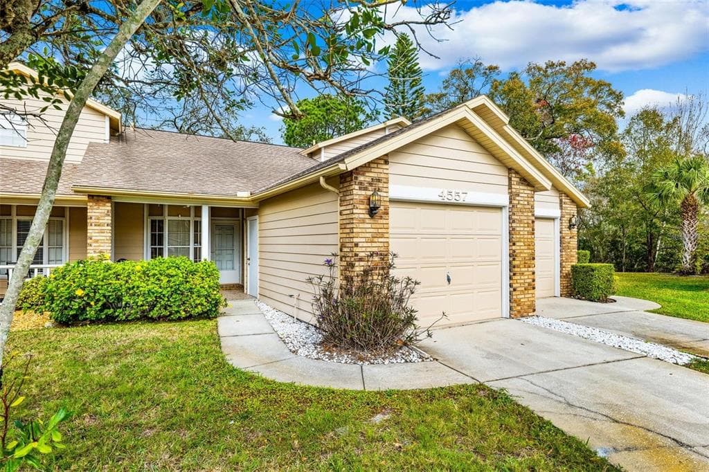 4557 GLEN HOLLOW, NEW PORT RICHEY, FL 34653 — zdjęcie 2