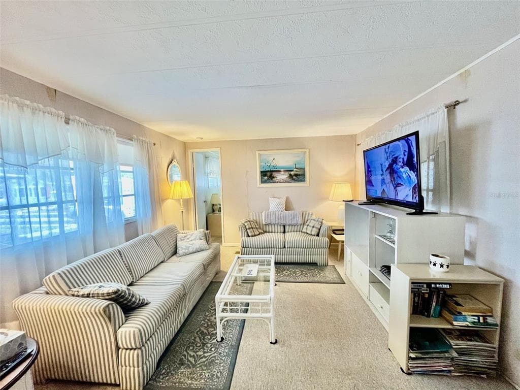 130 MELODY LANE, TARPON SPRINGS, FL 34689 — zdjęcie 3