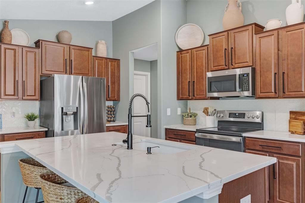7235 SALT RIVER AVENUE, SUN CITY CENTER, FL 33573 — zdjęcie 5