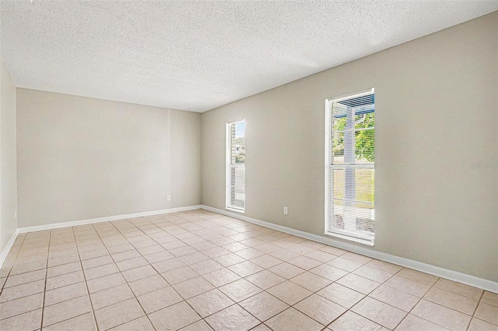 1534 HALLAM COURT S, LAKELAND, FL 33813 — zdjęcie 4
