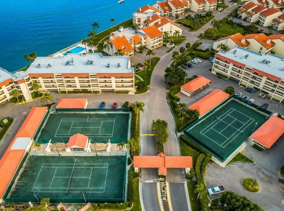 106 1ST STREET E # 215, ST PETERSBURG, FL 33715 — zdjęcie 2