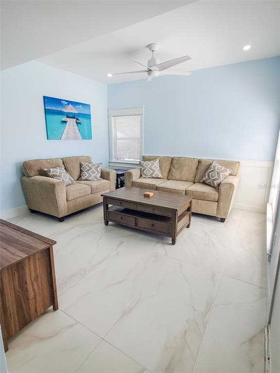 215 MEDALLION BOULEVARD # G, MADEIRA BEACH, FL 33708 — zdjęcie 4