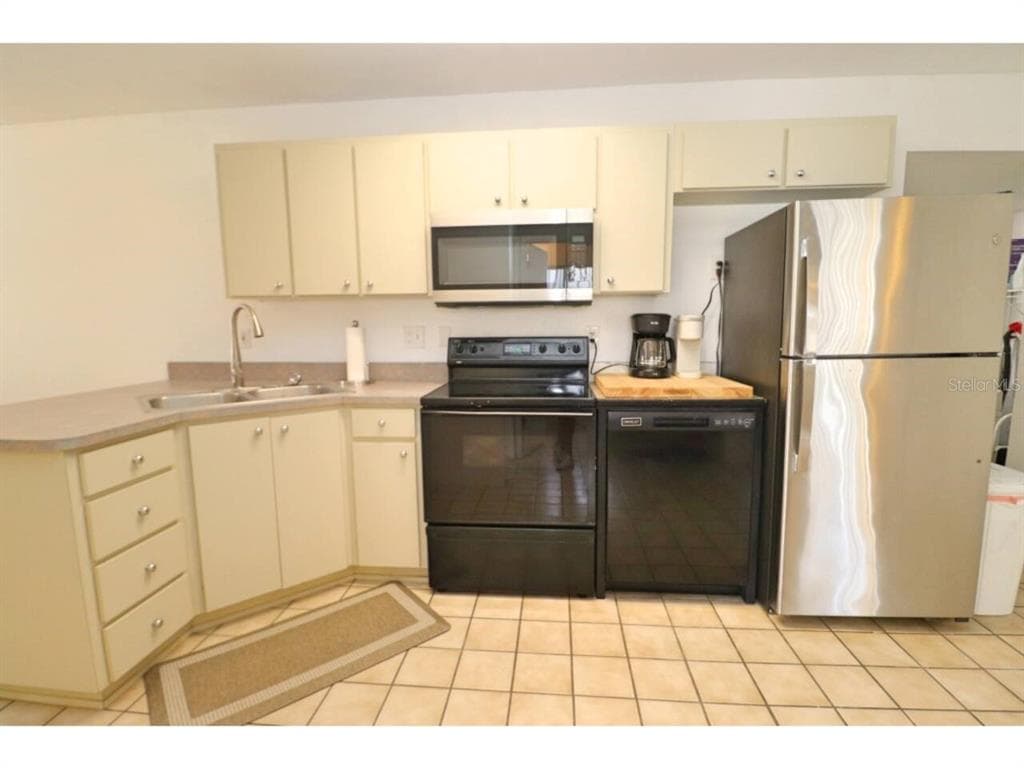 906 E 11TH AVENUE, NEW SMYRNA BEACH, FL 32169 — zdjęcie 4