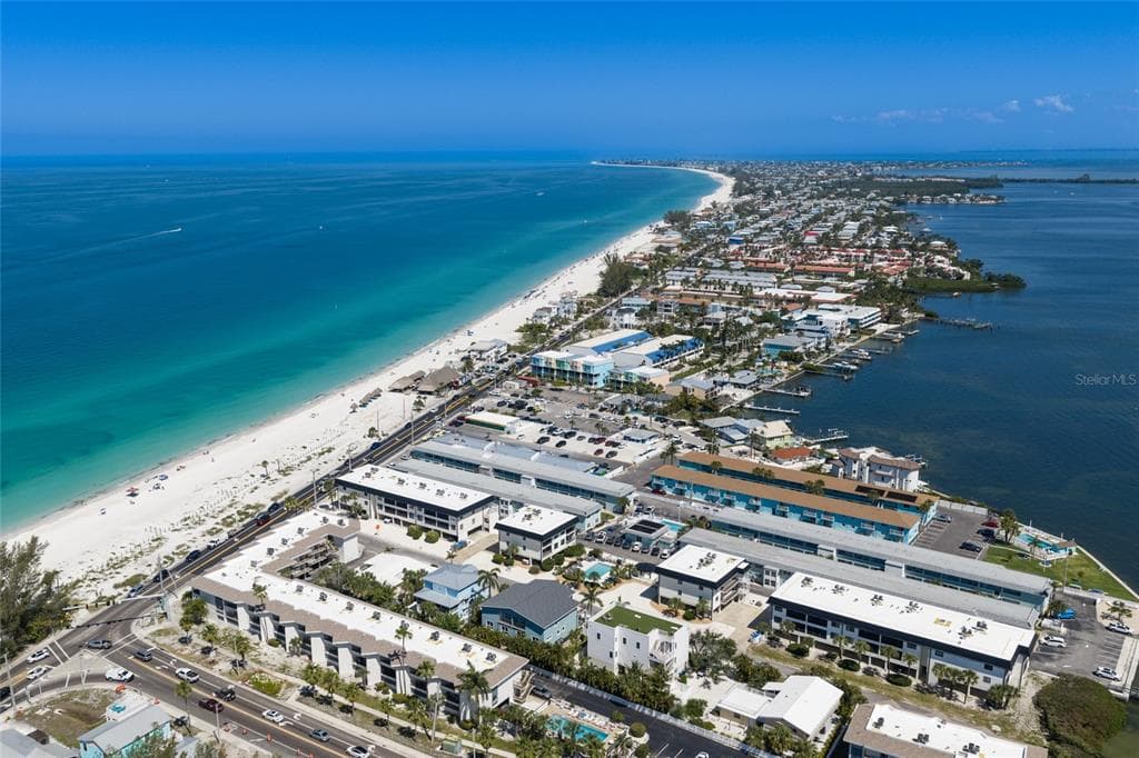 109 6TH STREET N # A, BRADENTON BEACH, FL 34217 — zdjęcie 2