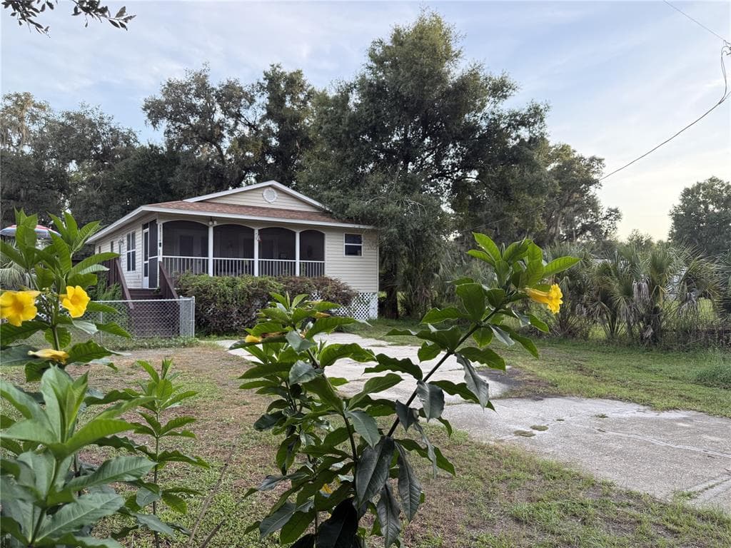 38932 CENTRAL AVENUE, ZEPHYRHILLS, FL 33540