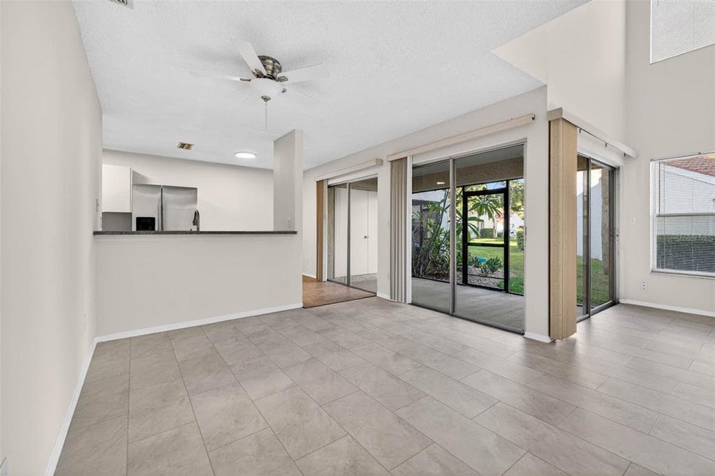4843 NAPOLI COURT NE, ST PETERSBURG, FL 33703 — zdjęcie 3