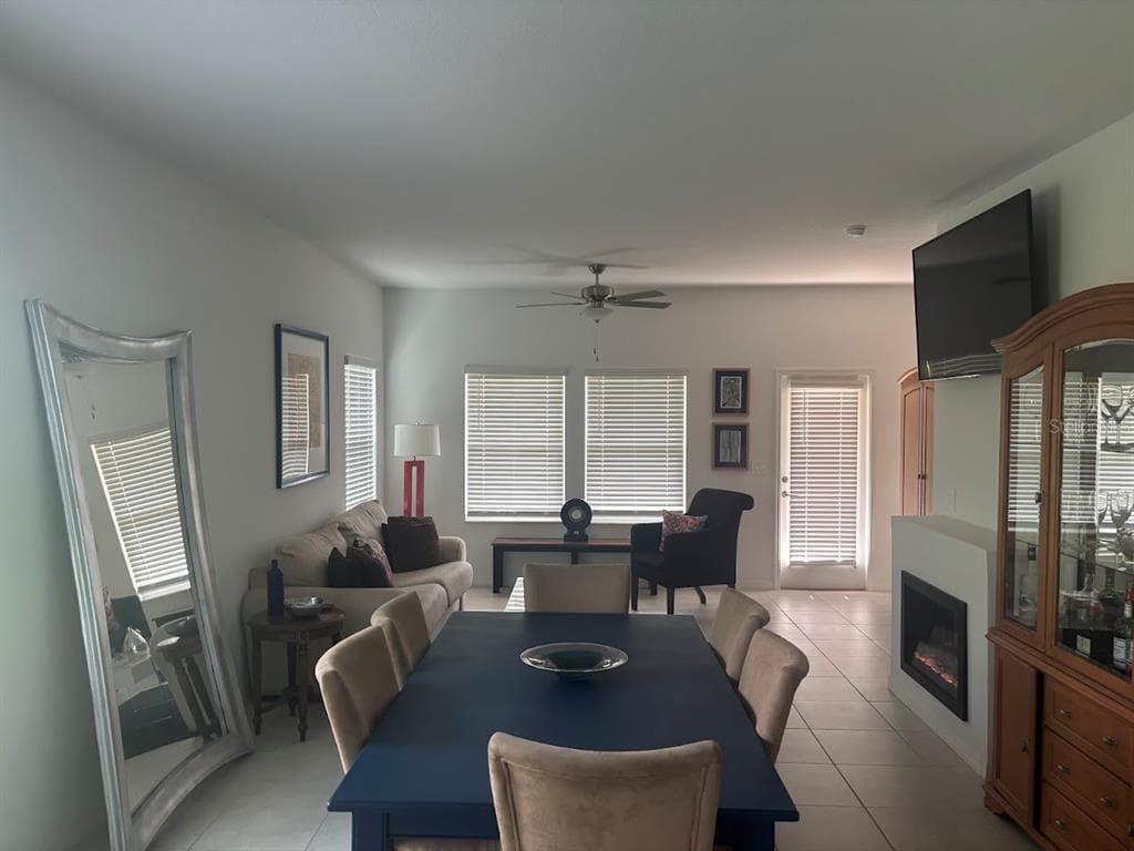 870 TENNYSON MILL CIRCLE, TAMPA, FL 33619 — zdjęcie 4
