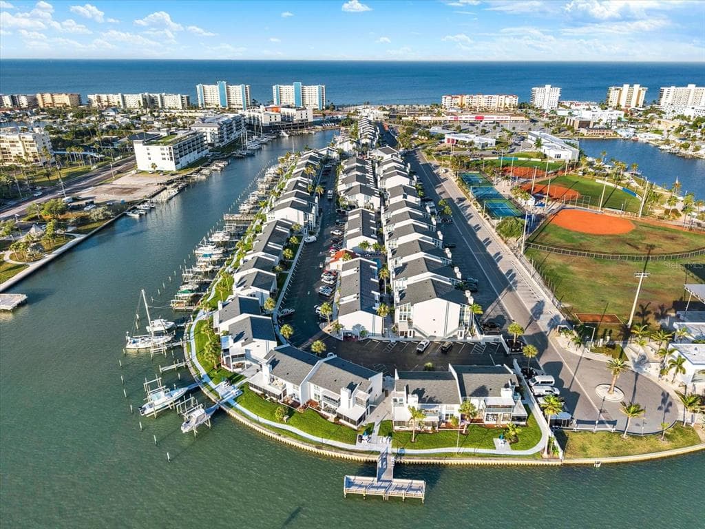 337 REX PLACE # A, MADEIRA BEACH, FL 33708 — zdjęcie 2