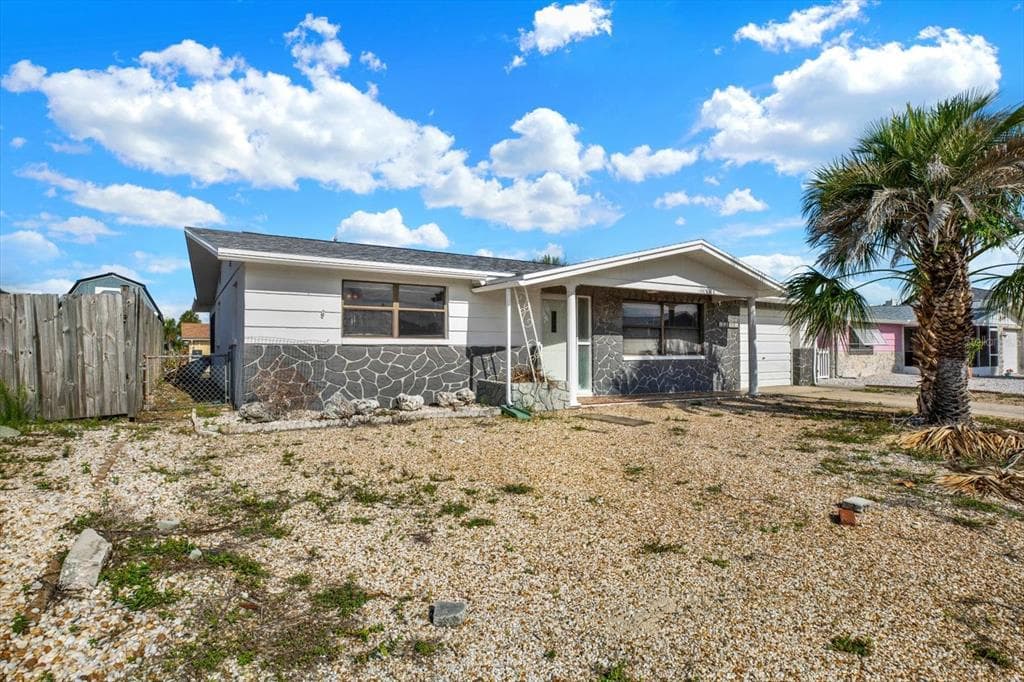 13605 GARRIS DRIVE, HUDSON, FL 34667
