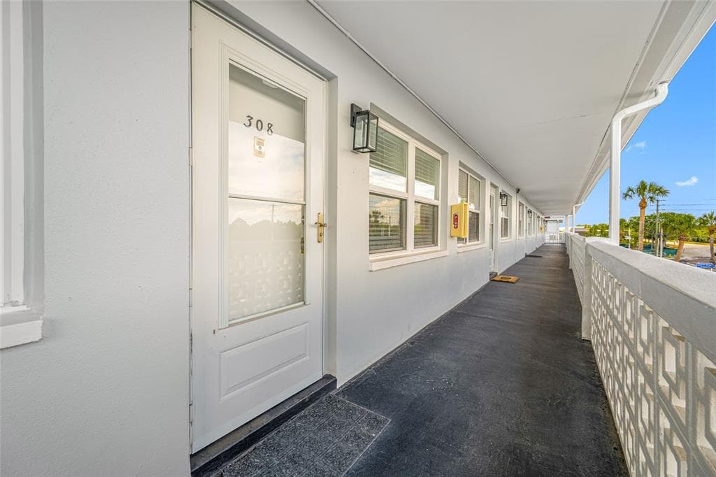 1001 77TH AVENUE N # 308, ST PETERSBURG, FL 33702 — zdjęcie 2
