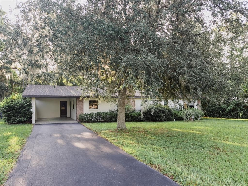 4367 S US 301, BUSHNELL, FL 33513