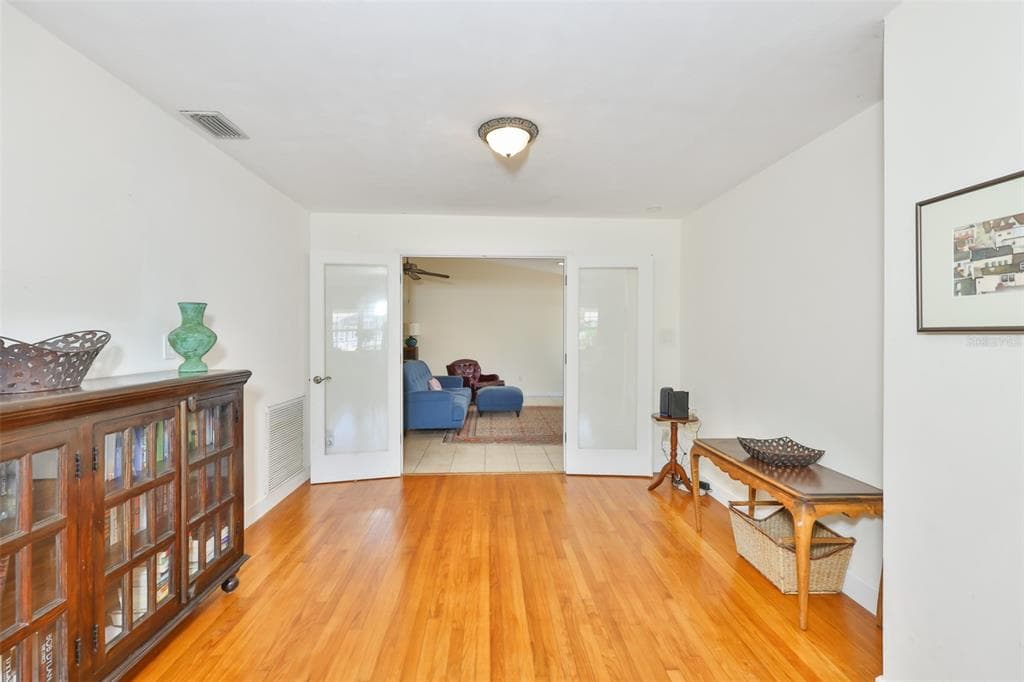 7508 4TH AVENUE N, ST PETERSBURG, FL 33710 — zdjęcie 5
