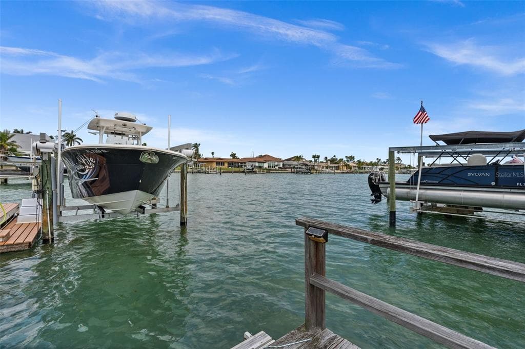 710 116TH AVENUE, TREASURE ISLAND, FL 33706 — zdjęcie 4