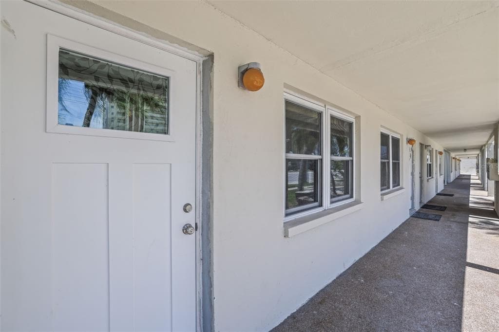 4565 DUHME ROAD # 102, ST PETERSBURG, FL 33708 — zdjęcie 2