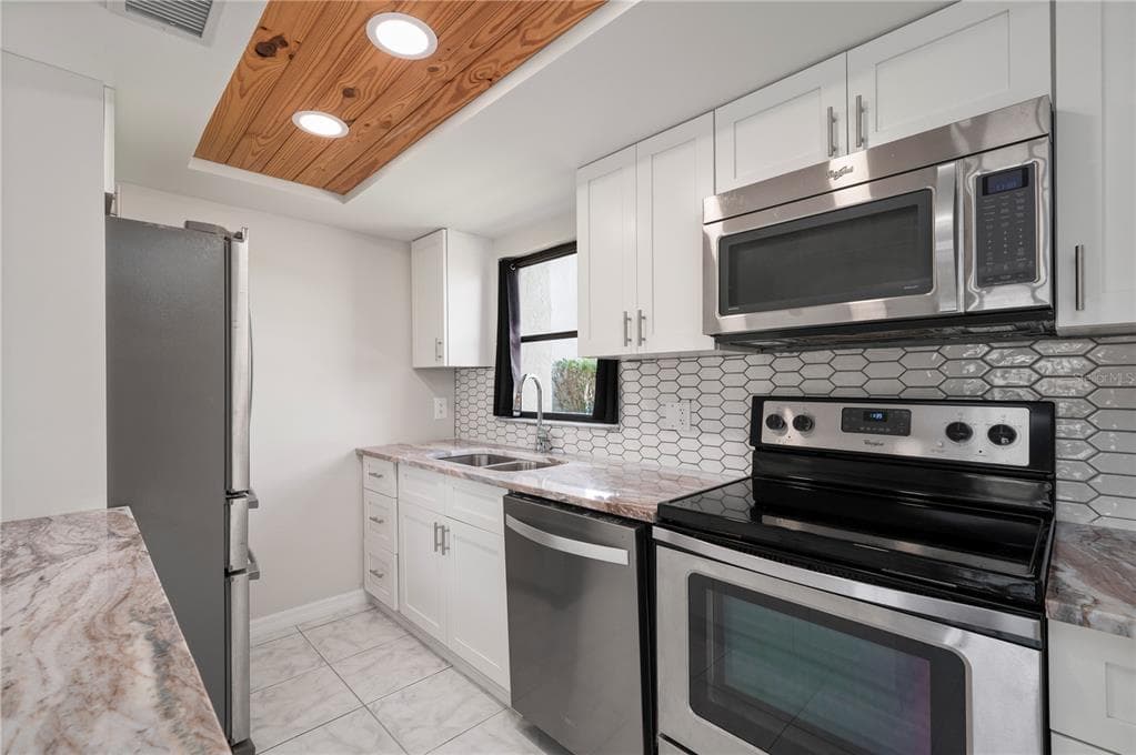 3230 WHITE IBIS COURT # A1-2, PUNTA GORDA, FL 33950 — zdjęcie 3