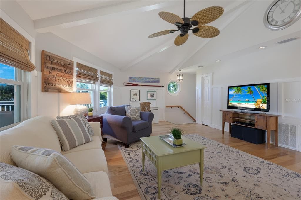 221 85TH STREET, HOLMES BEACH, FL 34217 — zdjęcie 2
