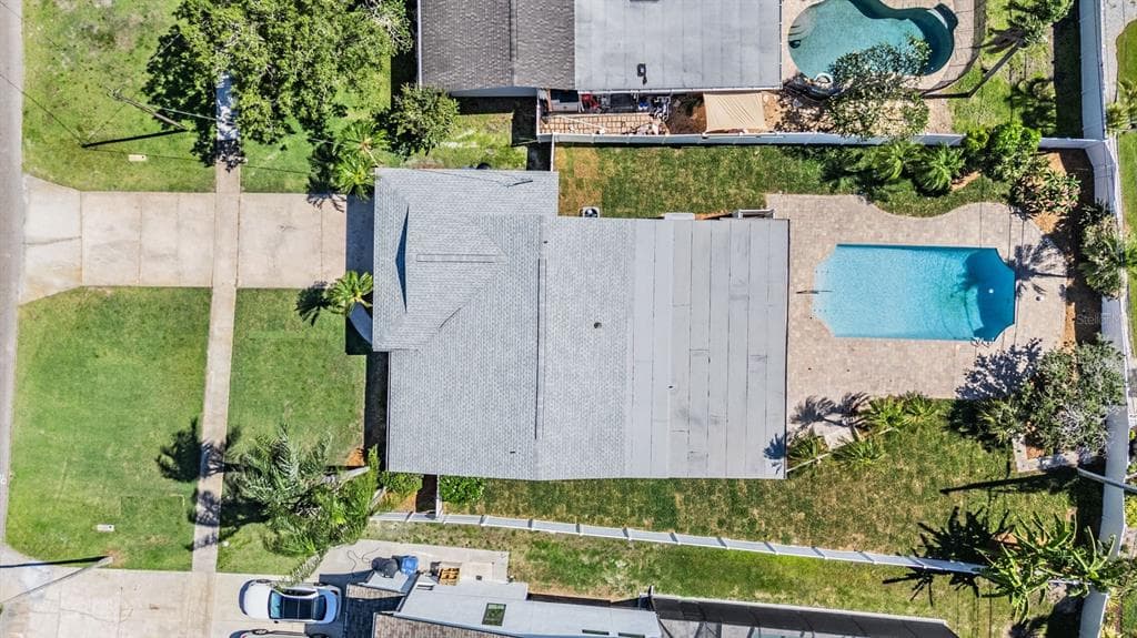 6300 BAYOU GRANDE BOULEVARD NE, ST PETERSBURG, FL 33702 — zdjęcie 2