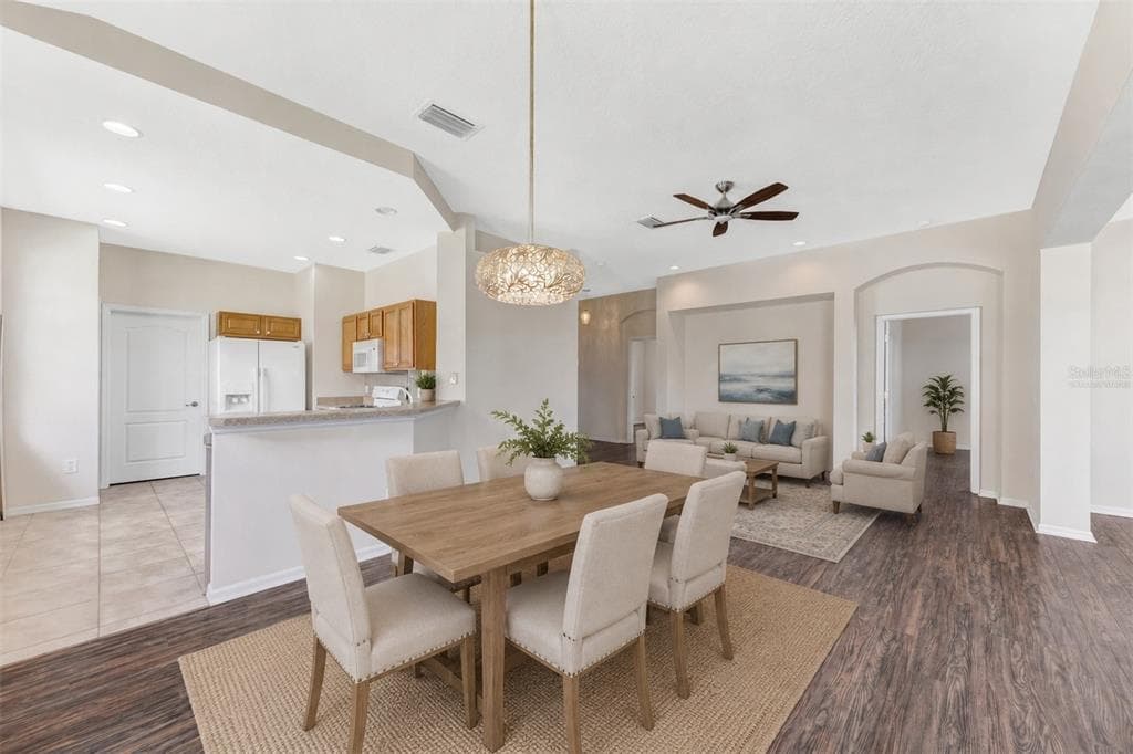 1149 EMERALD DUNES DRIVE, SUN CITY CENTER, FL 33573 — zdjęcie 3