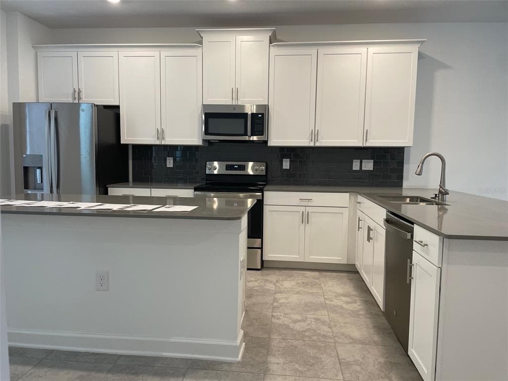 5643 QUIET PALM LOOP, ST CLOUD, FL 34771 — zdjęcie 4