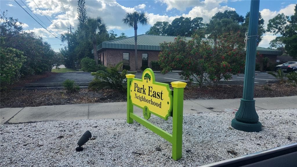 2117 5TH STREET # Front House, SARASOTA, FL 34237 — zdjęcie 2