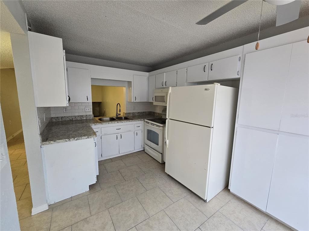 7741 FOREST TRAIL # 3, PORT RICHEY, FL 34668 — zdjęcie 4