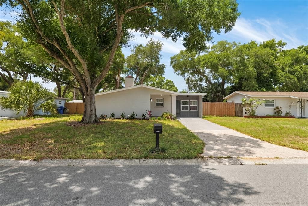 2952 WEBLEY DRIVE, LARGO, FL 33771 — zdjęcie 4