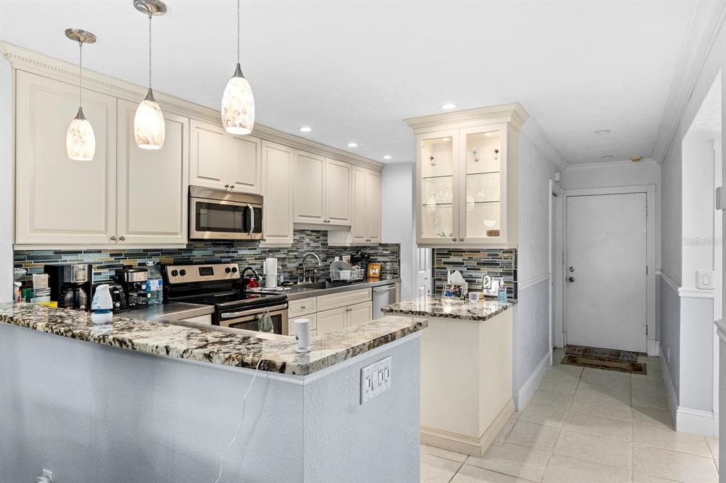 816 BAHIA DEL SOL DRIVE # 23, RUSKIN, FL 33570 — zdjęcie 4