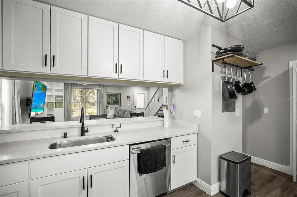 933 HAMILTON COURT, PALM HARBOR, FL 34683 — zdjęcie 3