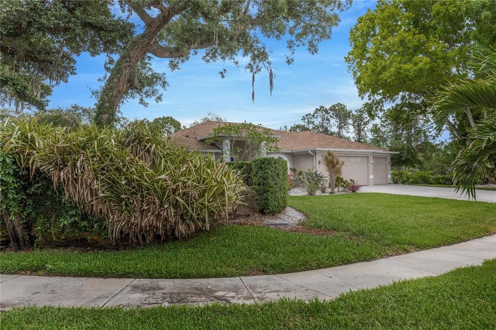 727 HIDDEN LAKE DRIVE, TARPON SPRINGS, FL 34689 — zdjęcie 3