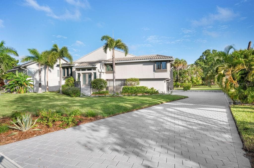 3210 BAYOU SOUND, LONGBOAT KEY, FL 34228 — zdjęcie 2