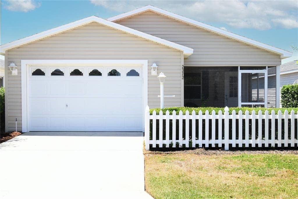 2372 TRAVIS PLACE, THE VILLAGES, FL 32162
