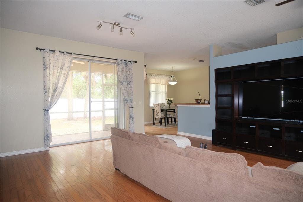 4491 CUTHBERT AVENUE, NORTH PORT, FL 34287 — zdjęcie 2