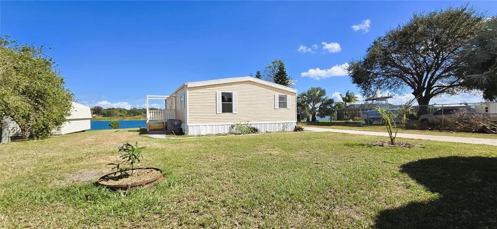 1125 PENINSULAR DRIVE, LAKE WALES, FL 33853