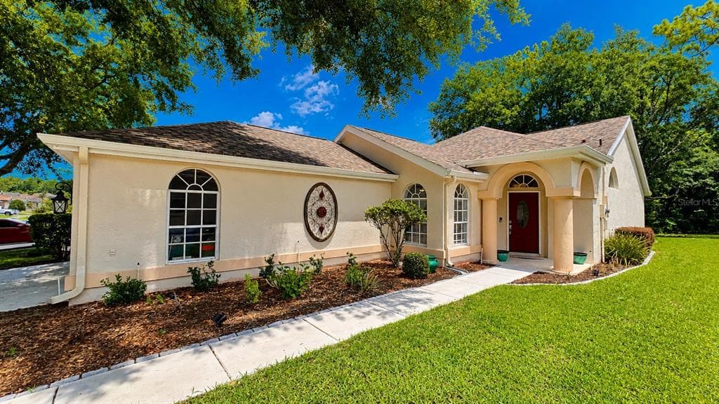5556 LEGEND HILLS LANE, SPRING HILL, FL 34609
