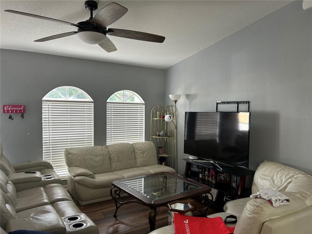 10013 OSLIN STREET, TAMPA, FL 33615 — zdjęcie 2