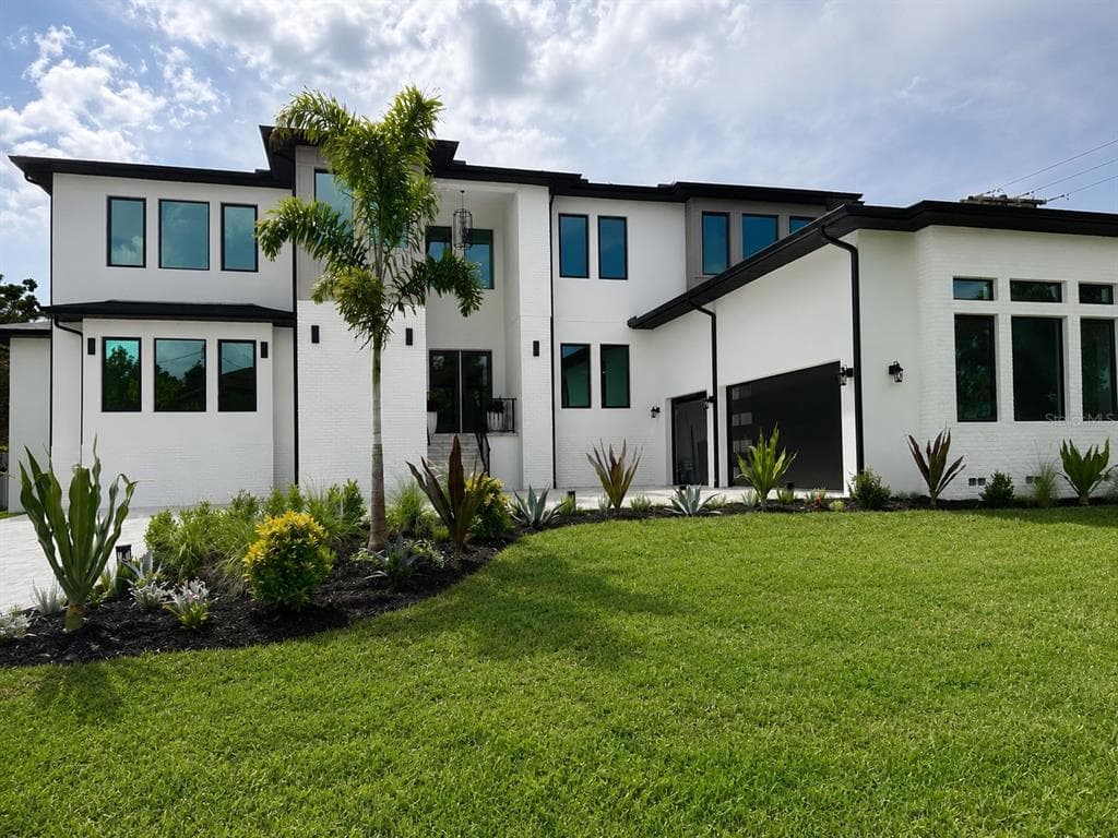 4706 W SAN CARLOS STREET, TAMPA, FL 33629