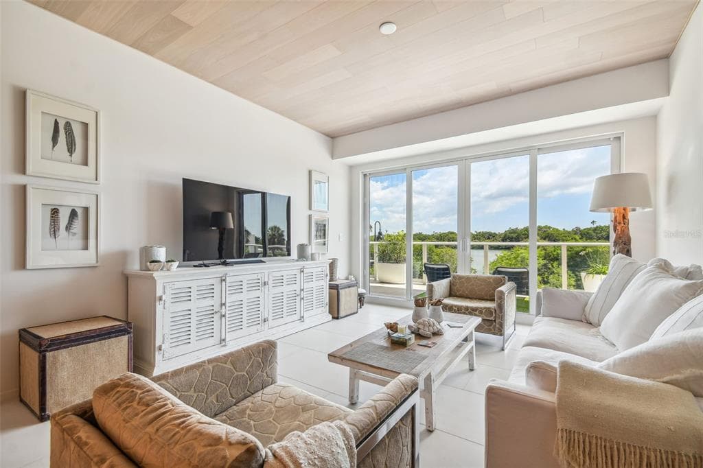 1020 SUNSET POINT ROAD # 111, CLEARWATER, FL 33755 — zdjęcie 5