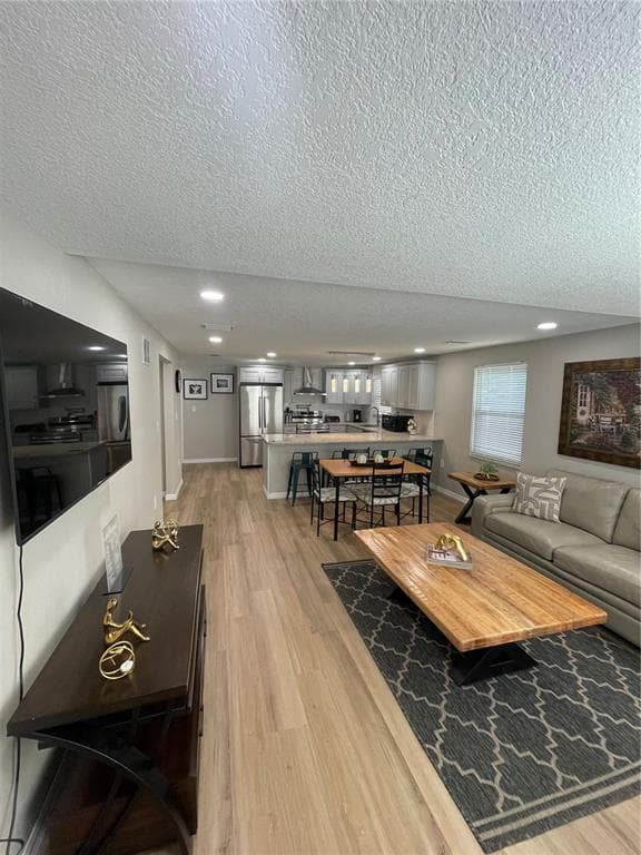 4308 PLUM STREET, ZEPHYRHILLS, FL 33542 — zdjęcie 5