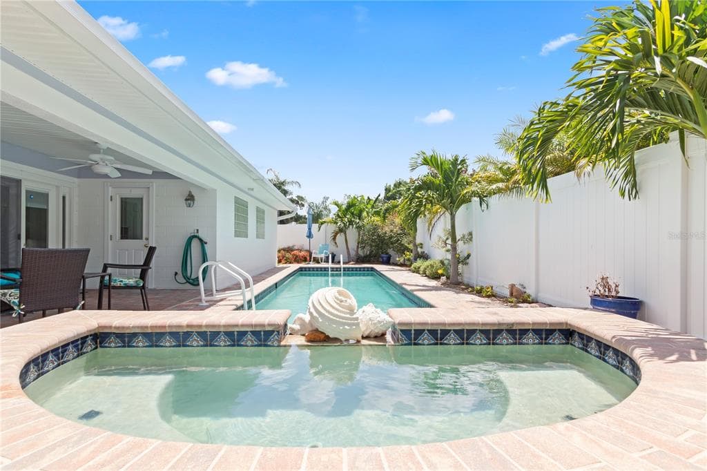 12352 83RD AVENUE, SEMINOLE, FL 33772 — zdjęcie 2