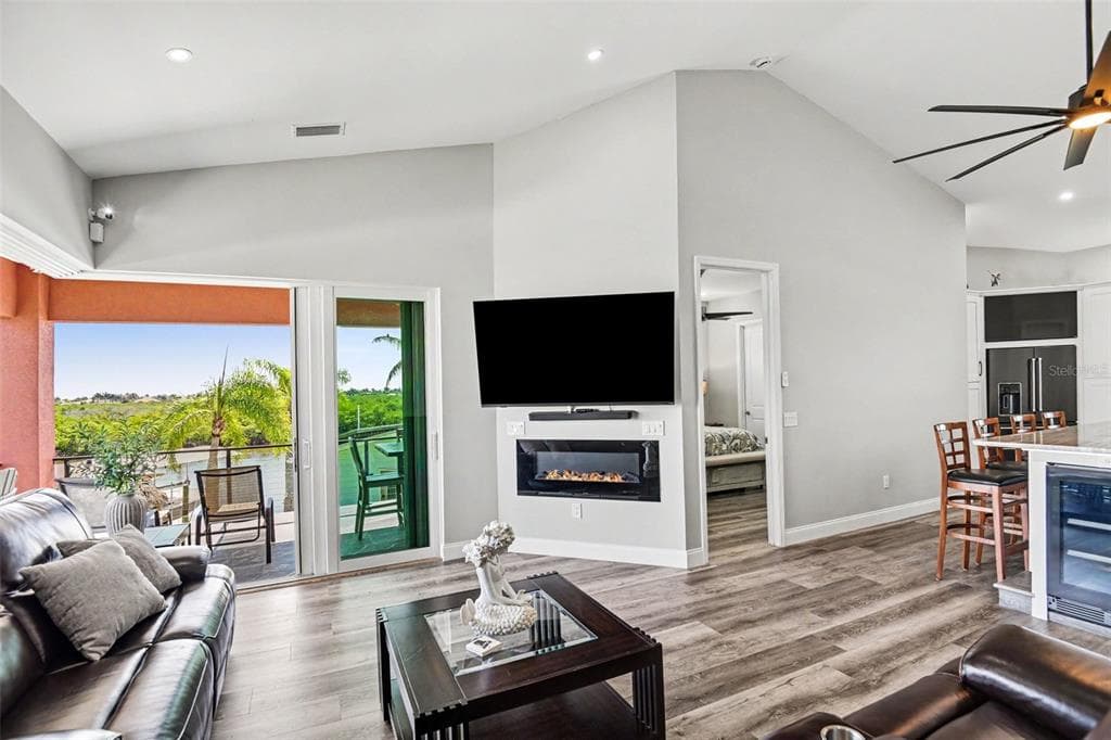 604 TAHITI COURT, PUNTA GORDA, FL 33950 — zdjęcie 4