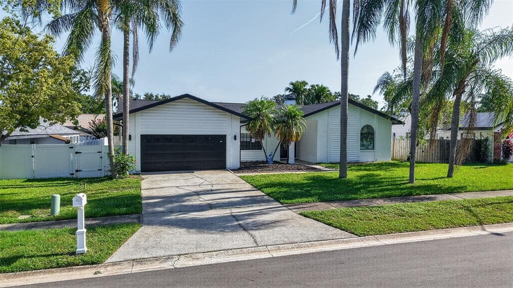 2135 VANCE AVENUE, PALM HARBOR, FL 34683 — zdjęcie 2