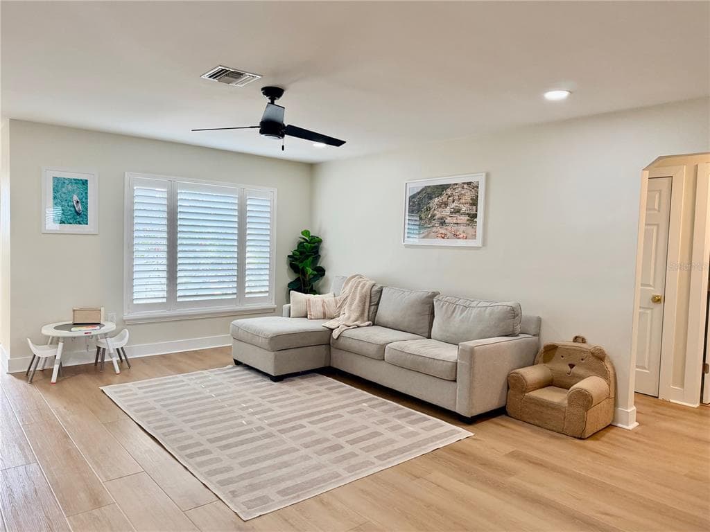 6073 TANGLEWOOD DRIVE NE, ST PETERSBURG, FL 33703 — zdjęcie 5