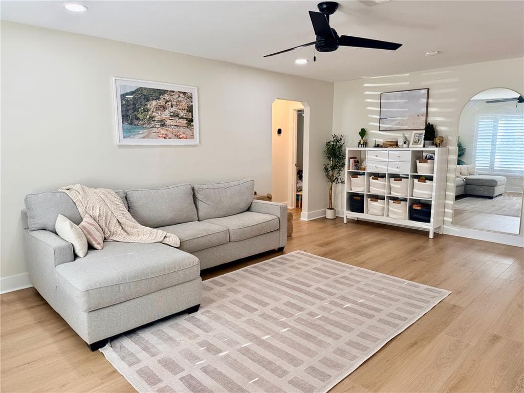 6073 TANGLEWOOD DRIVE NE, ST PETERSBURG, FL 33703 — zdjęcie 4