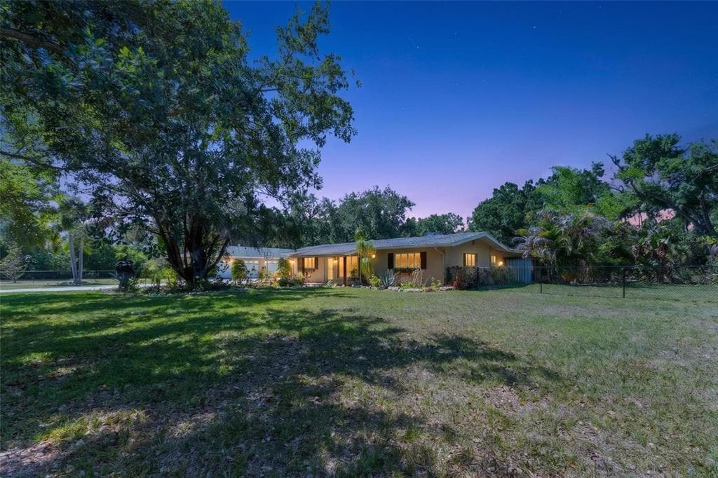 2515 49TH STREET, SARASOTA, FL 34234 — zdjęcie 3