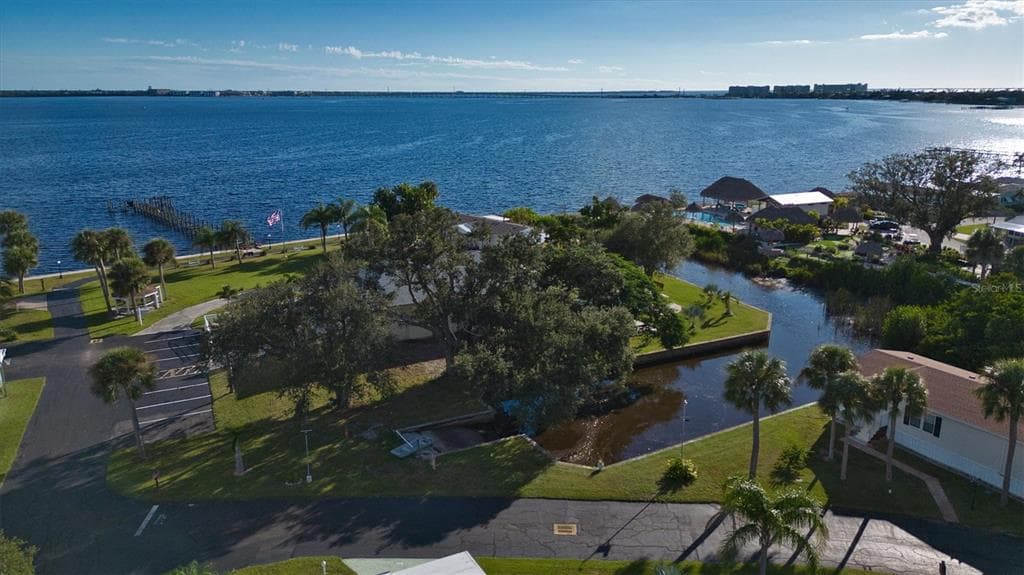 24437 HARBORVIEW ROAD # 5, PUNTA GORDA, FL 33980 — zdjęcie 3