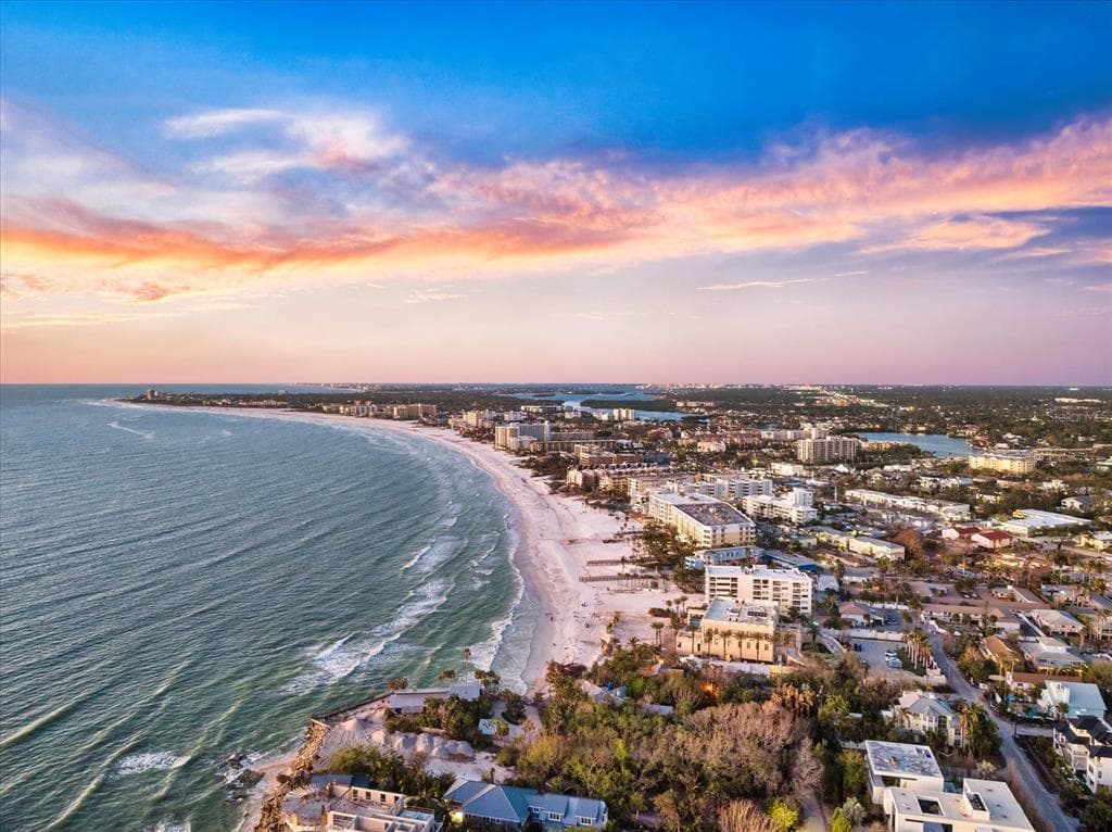 116 VISTA HERMOSA CIRCLE # 204C, SARASOTA, FL 34242 — zdjęcie 3
