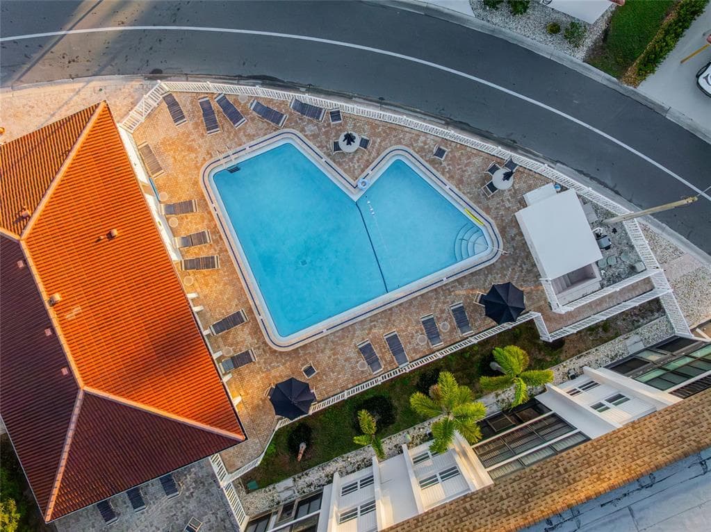 116 VISTA HERMOSA CIRCLE # 204C, SARASOTA, FL 34242 — zdjęcie 4