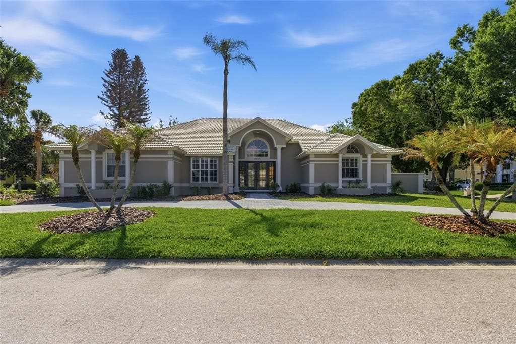 8935 JONATHAN MANOR DRIVE, ORLANDO, FL 32819