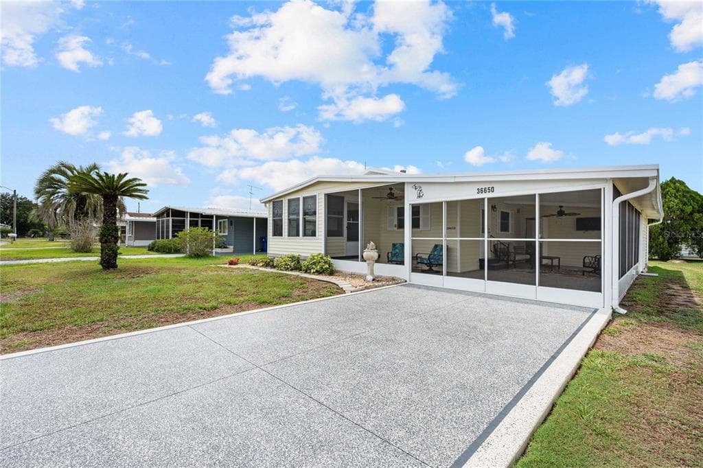 36650 DINA DRIVE, ZEPHYRHILLS, FL 33542 — zdjęcie 3