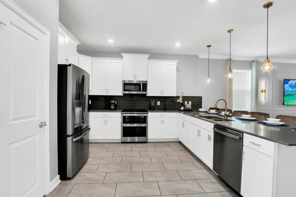 4388 QUOTE STREET, KISSIMMEE, FL 34746 — zdjęcie 2